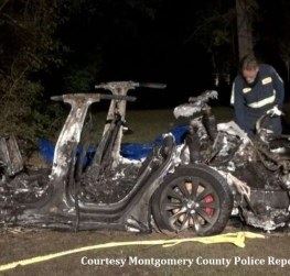 Tesla Crash Deaths Investigated – Two Men Dead in Fiery Wreck